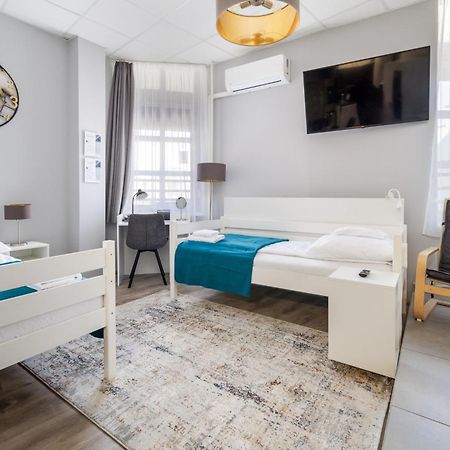 Downtown Apartment House Blue Budapest Ngoại thất bức ảnh